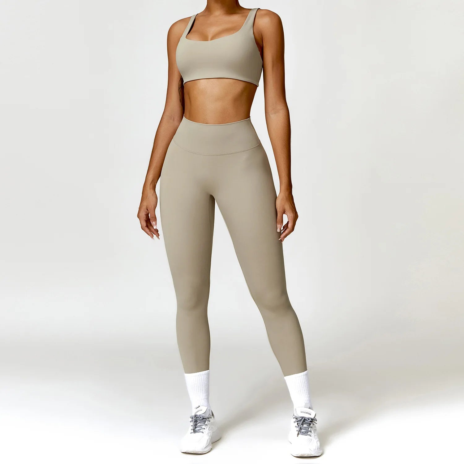 Fluxa Beauty 2-Piece Yoga Set – Long Sleeve Crop Top & Leggings Workout Suit